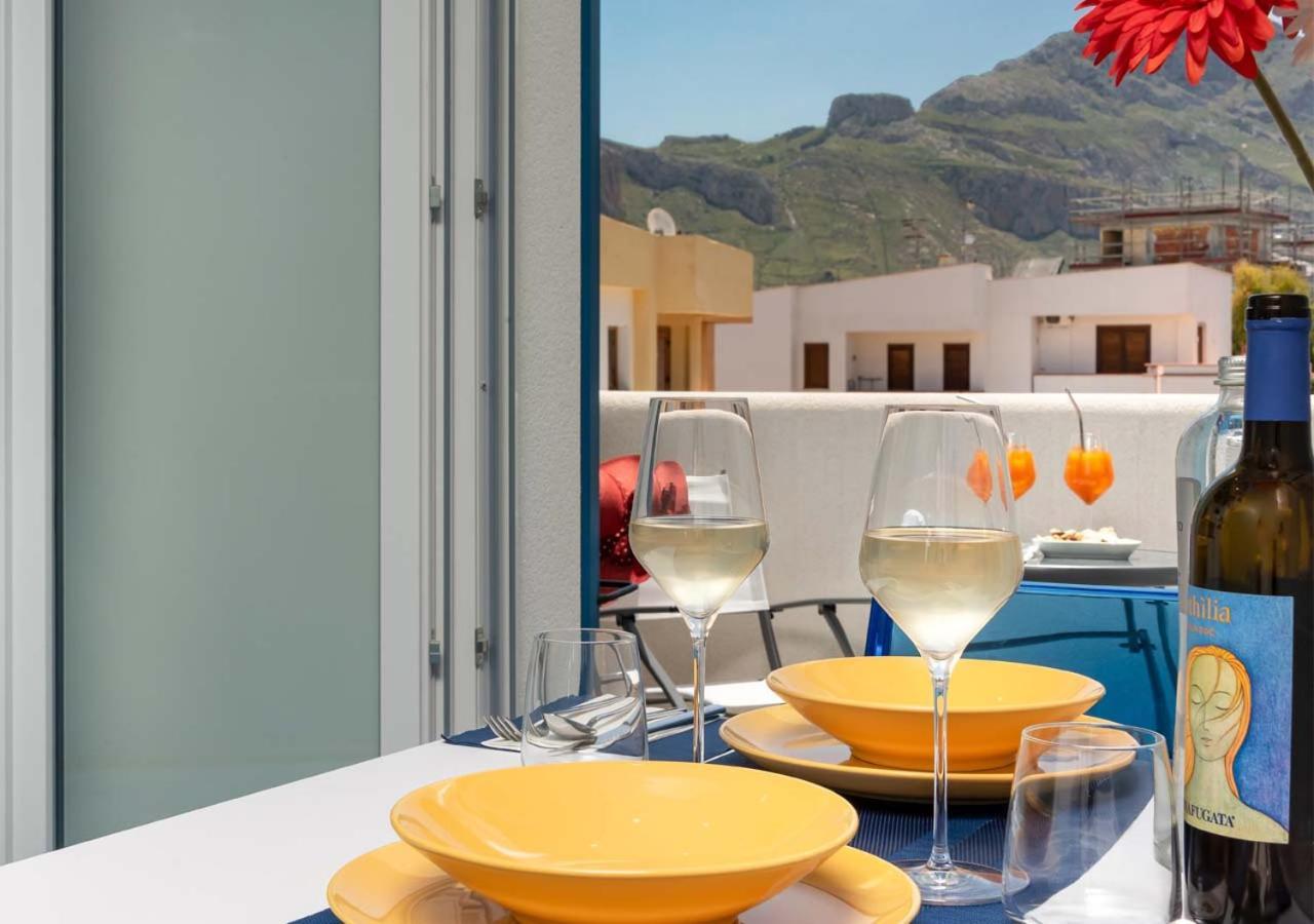 Il Faro E La Luna Beach Apartments 圣维托罗卡波 外观 照片