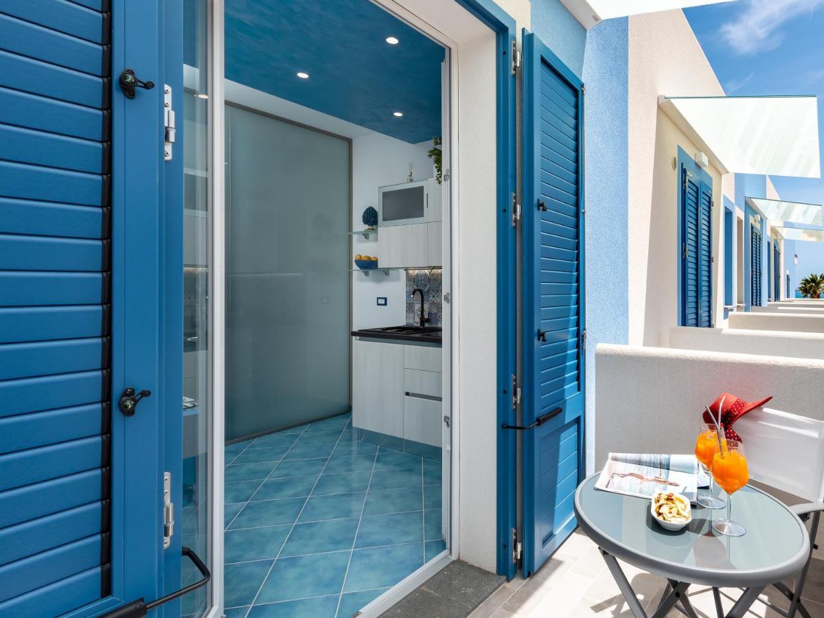 Il Faro E La Luna Beach Apartments 圣维托罗卡波 外观 照片