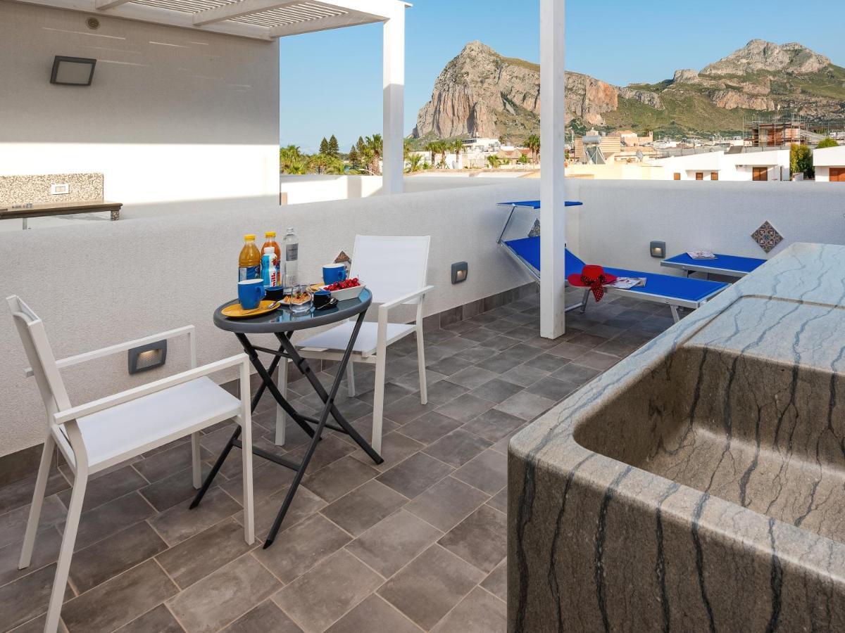 Il Faro E La Luna Beach Apartments 圣维托罗卡波 外观 照片