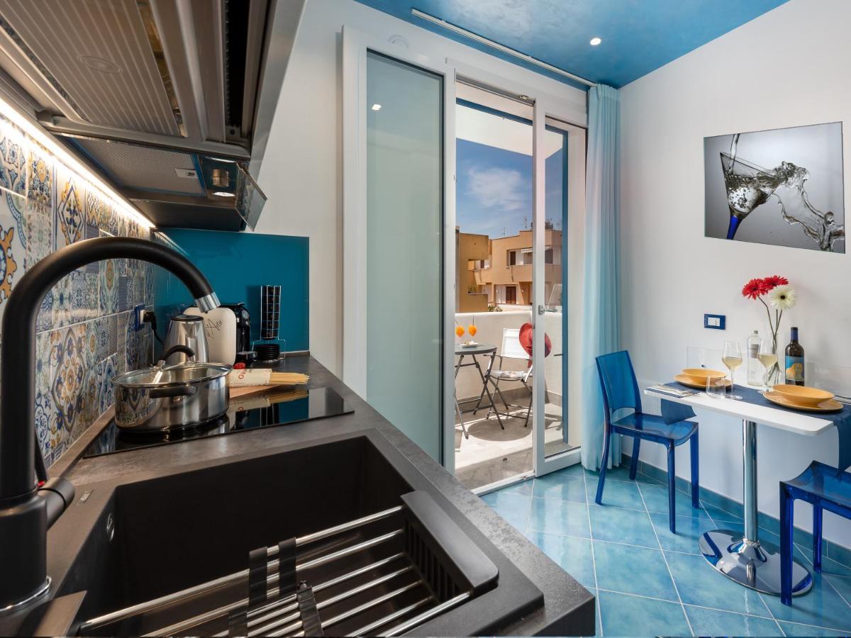 Il Faro E La Luna Beach Apartments 圣维托罗卡波 外观 照片